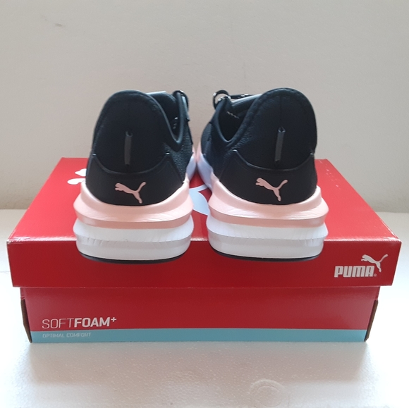 Puma - Picture 3 of 4